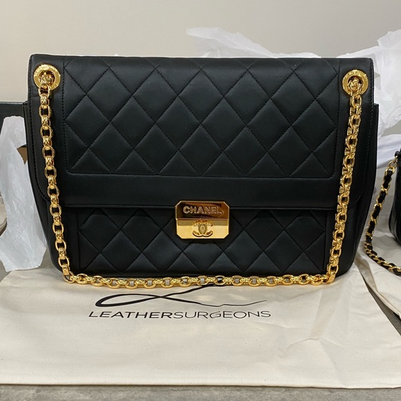 Chanel Black Quilted Leather Chic With Me Flap Bag - Picture 2 of 16